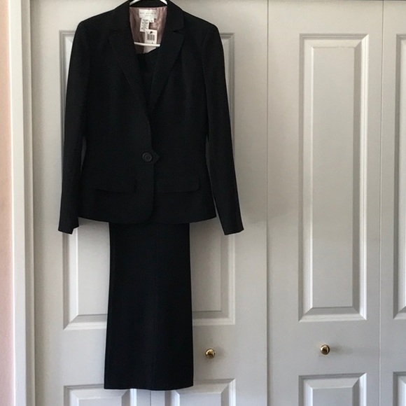 Max Studio suit - Picture 3 of 5